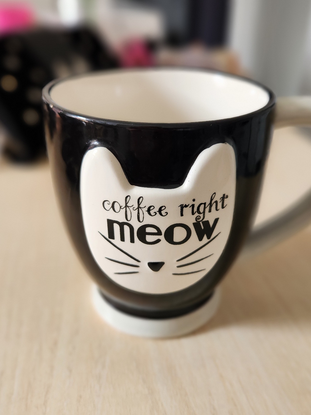 Black and White 'Coffee Right Meow' Cat Mug